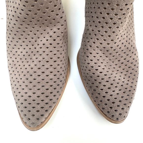 Lucky Brand Perforated Suede Bootie Size 7 Beige Tan - Picture 6 of 7